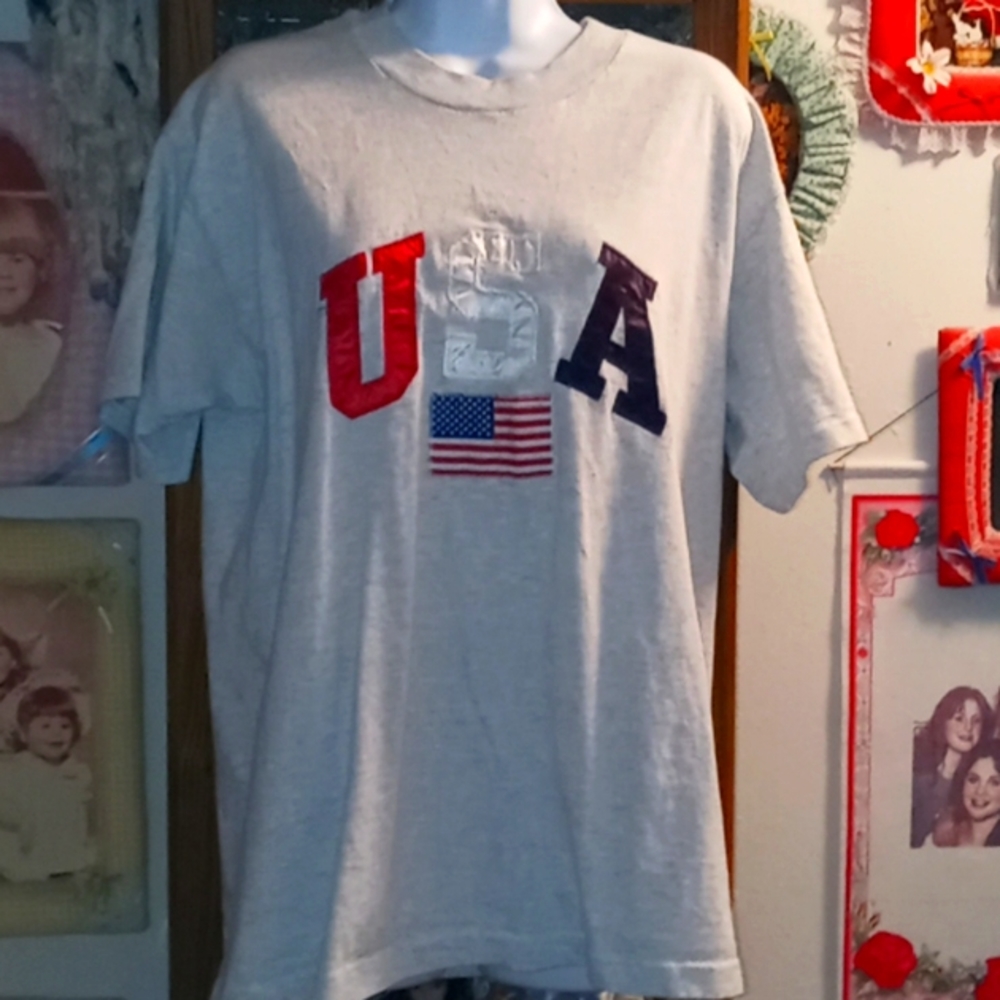 Red, White & Blue, "USA"🇺🇸, Patriotic  Tshirt with Flag🇺🇸🇺🇸🇺🇸